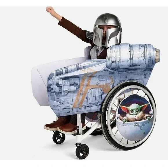Disney Store Mandalorian Adaptive Halloween Costume sz Med  SCRATCHES ON HELMET