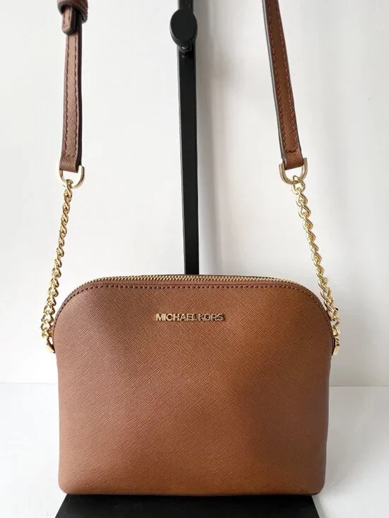 Michael Kors Crossbody, Jet Set Collection, Cindy Dome, Saffiano Leather, NWOTS