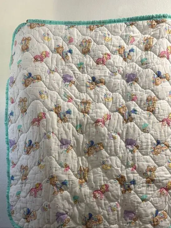Vintage Teddy  Beddy Bear Sleepy Time Baby Crib Comforter