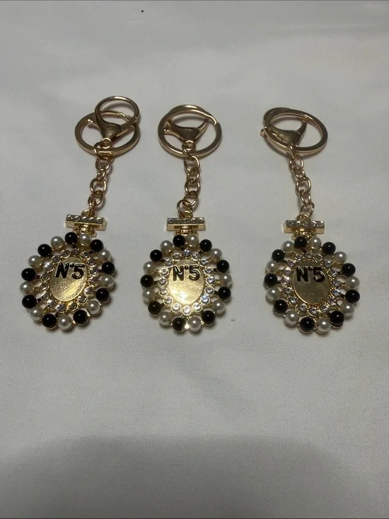 Set of 3 Gold N°5 Pearl & Crystal Keychain - Women Accessories