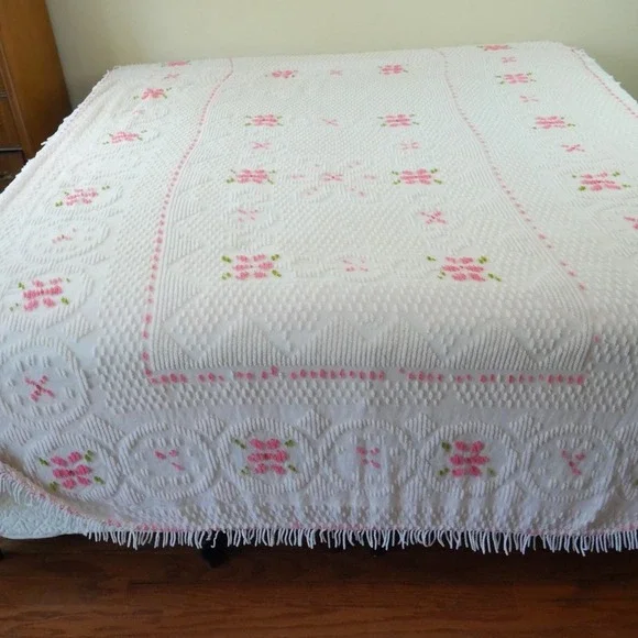 Vintage White Chenille Bedspread Pink Green Floral Tufted Fringe Twin 99x71