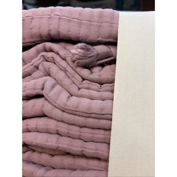 Threshold Double Cloth Quilt in Mauve - Jacquard Weave Midweight - Full/Queen