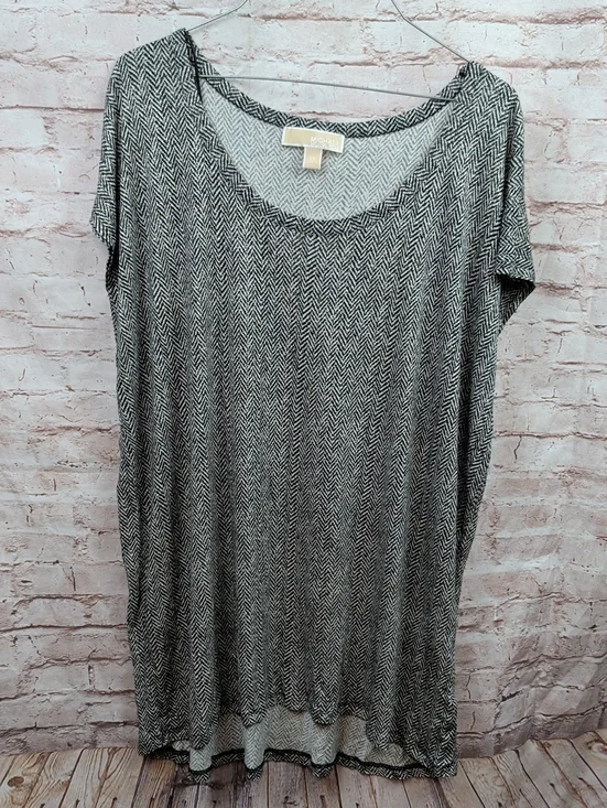 Michael Kors Black and White Short Sleeve Tunic Top 2x Like New
