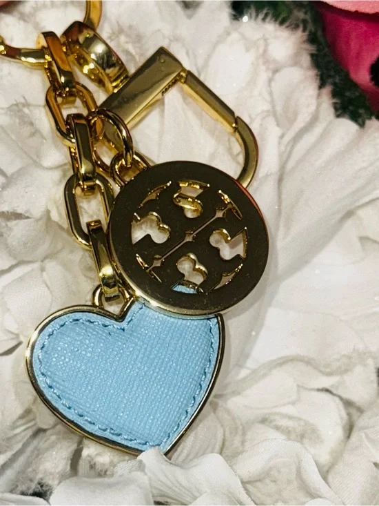 Tory Burch Gold Tone Key Ring with Light Blue Heart Charm NWOT Gift Box