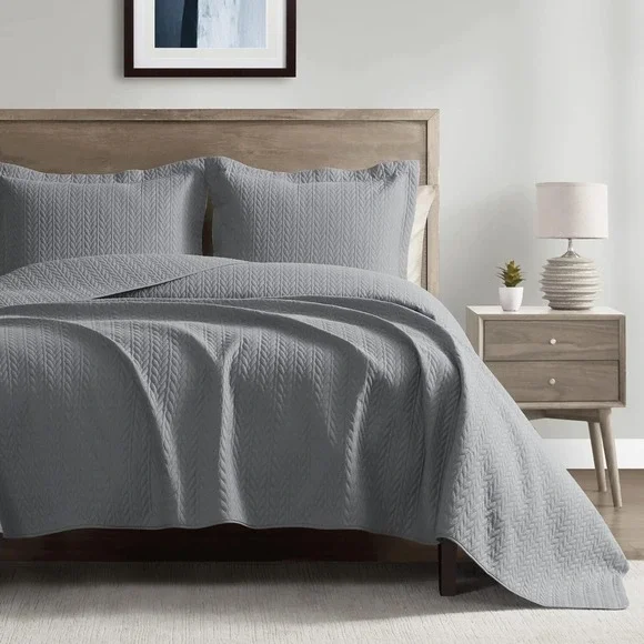 3 Piece Quilt Set, Coverlet Set, Pinsonic‎ Quilted. Queen Size 90x96 inches GREY