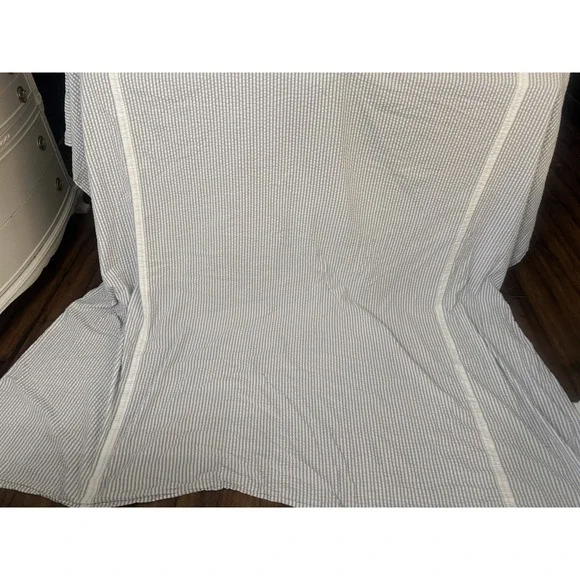 THE VERMONT COUNTRY STORE Full Periwinkle Blue Seersucker Coverlet 96x104