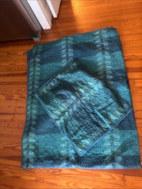 Opalhouse Teal and Navy Quilted Throw. Twin XL quilt and sham.