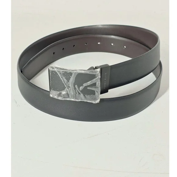 Perry Ellis Mens Belt Black/Brown 42 Reversible Plaque Buckle DP06029