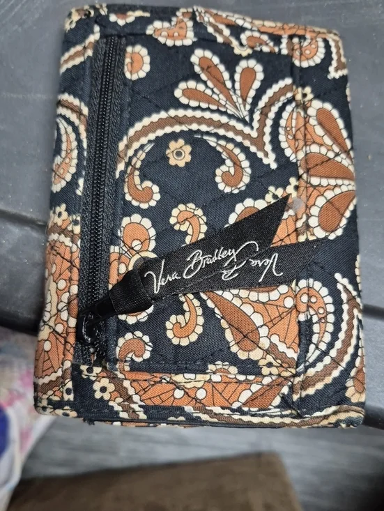 Vera Bradley Black Paisley Quilted Card Holder with Brown Accents