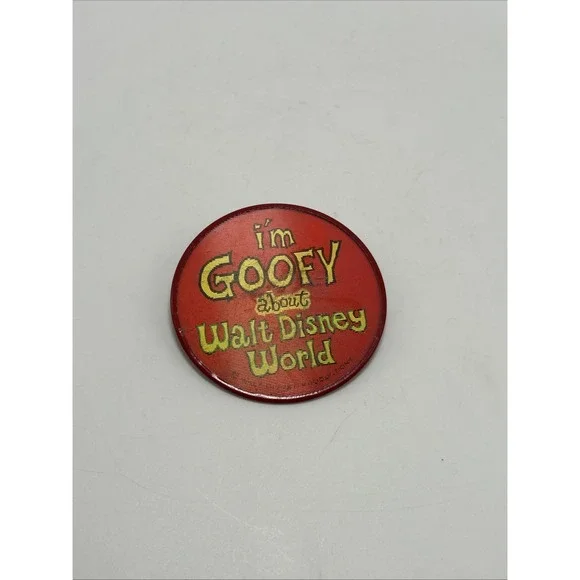 Vintage Walt Disney World Goofy Pin