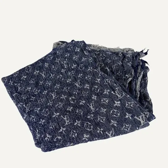Louis Vuitton Monogram Denim Shawl Blue Silk Wool Fringe Wrap Made in Italy