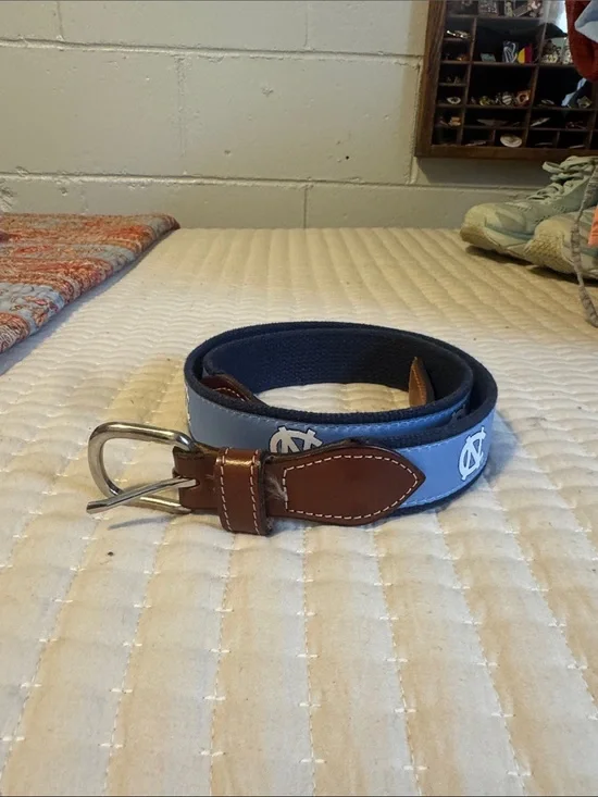 North Carolina Light Blue Canvas Leather-Trim Men's Belt