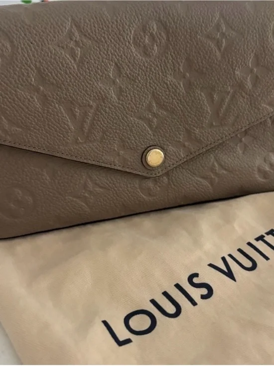 Louis Vuitton Pochette Felicie