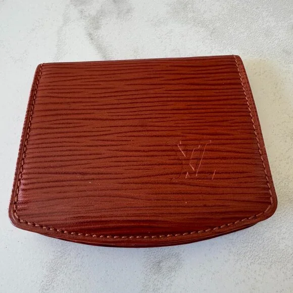 Louis Vuitton Malletier Kenyan Fawn Epi Double Coin Purse - Very Good Condition