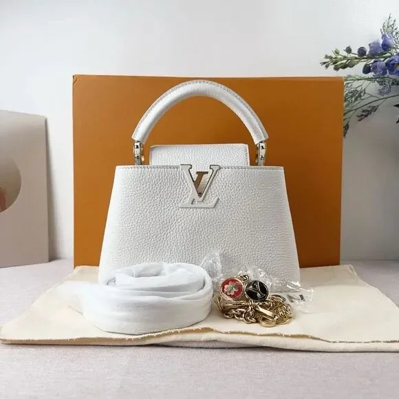 Louis Vuitton Women Pre-Loved Bag Brand New Condition