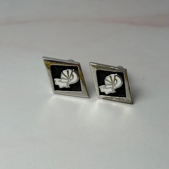 Vintage Rhodium Plated Shields Cufflinks Knight Helmet Crest Symbol Mens Formal‎