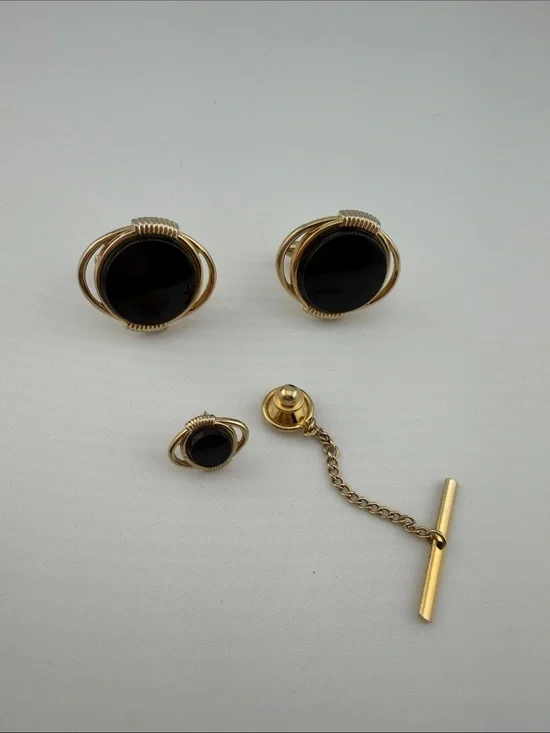 Vintage Gold-Tone Black stone like Cufflinkand Tie Tack Set
