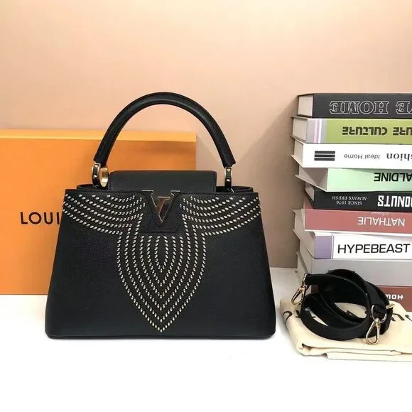 Louis Vuitton Women Pre-Loved Bag Very Good Condition