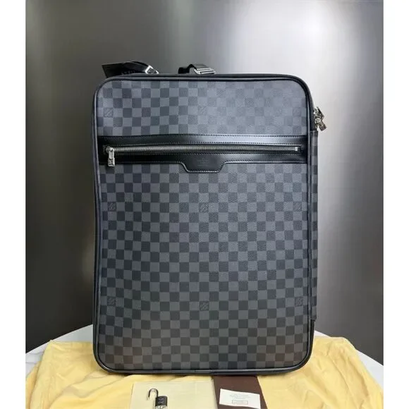 Louis Vuitton Women Pre-Loved Bag Very Good Condition
