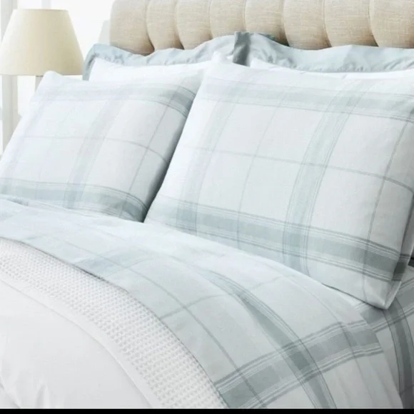Boll & Branch Organic Flannel Top Sheet Size Queen NEW with 1 sham pillowcase