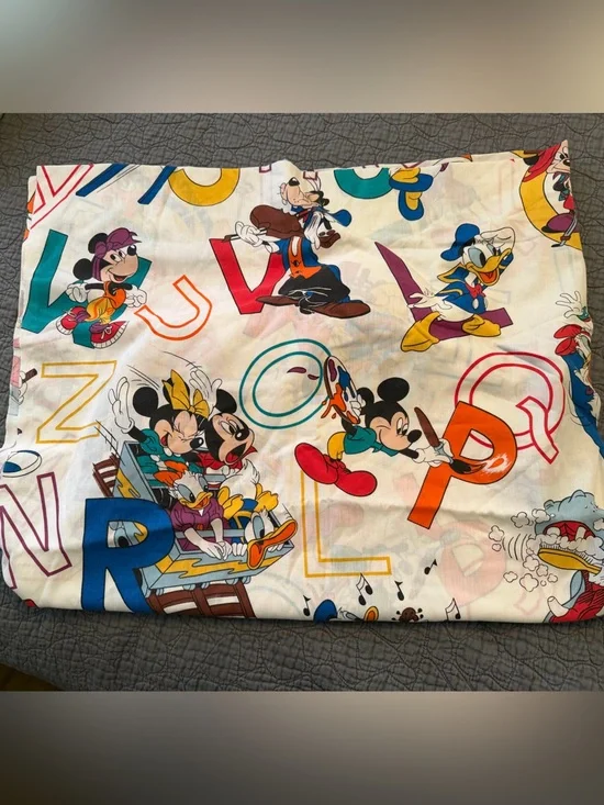 90’s Disney Alphabet Fitted sheet and pillow case Mickey and pals kids sheets