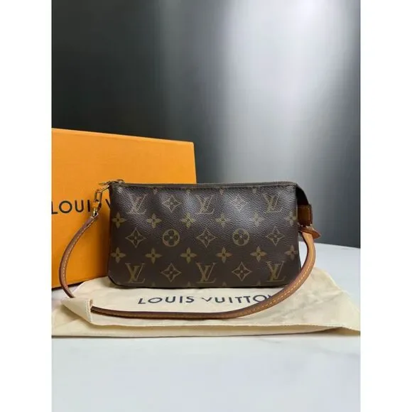 Louis Vuitton Women Pre-Loved Bag Very Good Condition