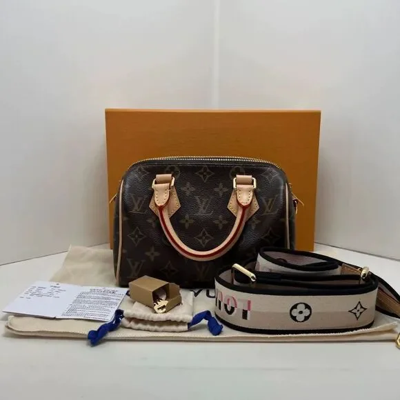 Louis Vuitton Women Pre-Loved Bag Very Good Condition