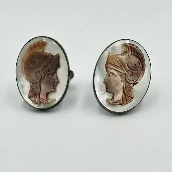 Vintage Mid-century MOP Abalone Cameo Roman Warrior/Centurion Cufflinks Preowned
