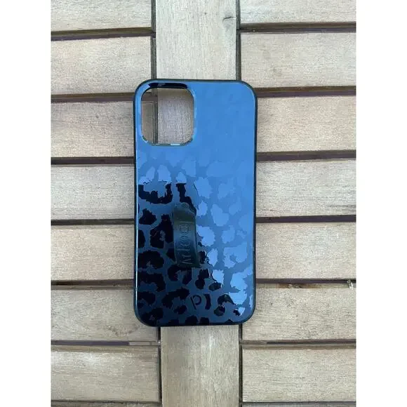 iPhone 12 Loopy Cheetah Print Black Phone Case‎