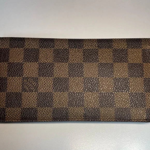 Louis Vuitton Ebene Damier Centaire Edition Vintage Wallet