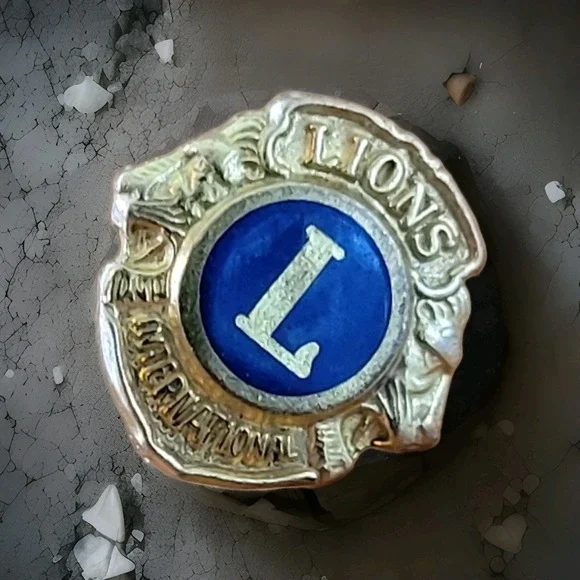 Vintage Lions International Morgan's 1/10 10K GF Lapel Pin 2g