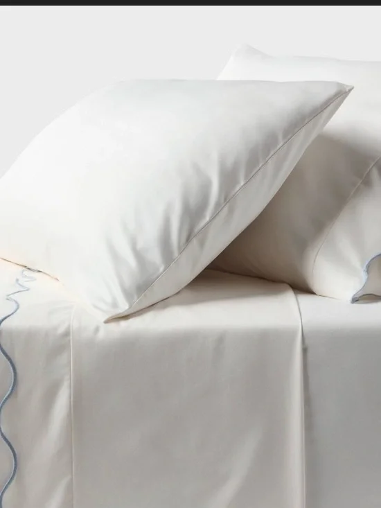 King 400 Thread Count Performance Sheet Set Blue Scalloped Hem - Threshold