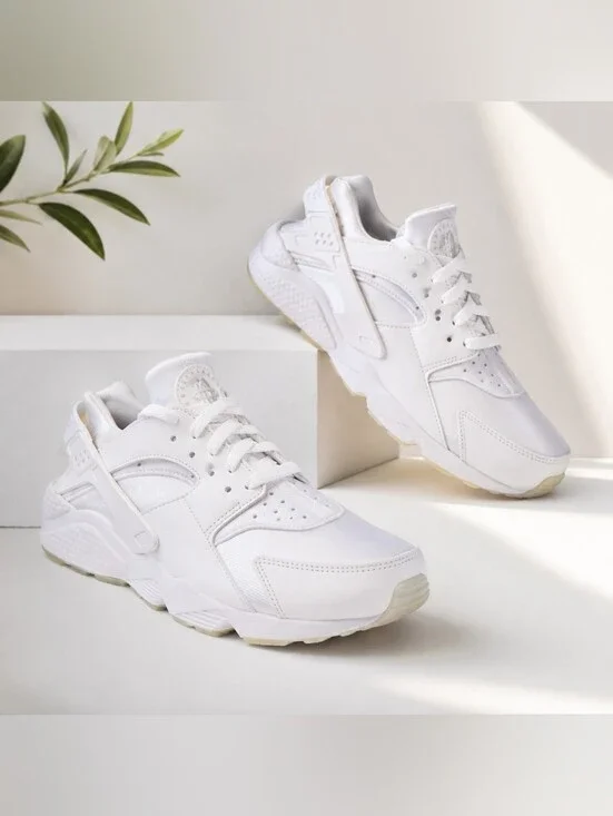 Nike Air Huarache Triple White Sneakers Men's 8 / Women's 9