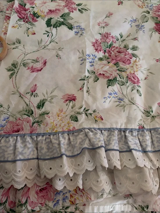 Waverly Red Print on Cream Fabric Care Label