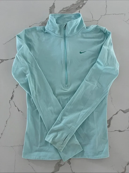 Nike Women's Aqua Quarter-Zip Performance Pullover