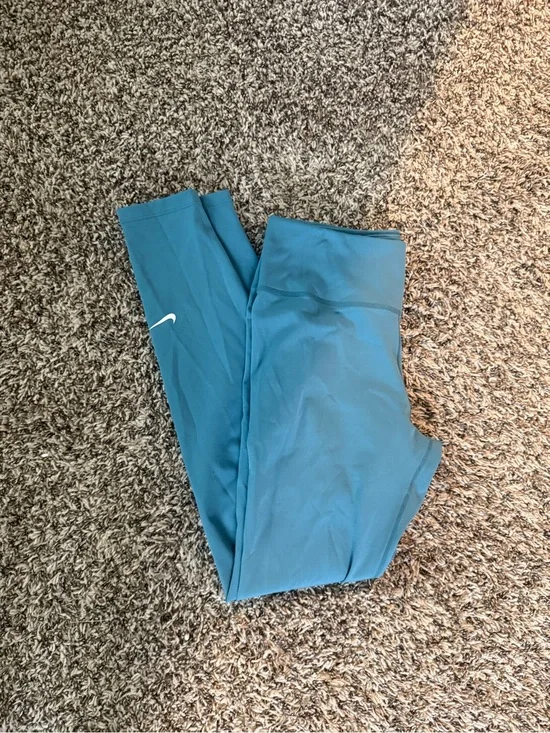 Nike Women’s Teal Active Leggings