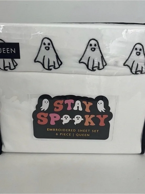 Stay Spooky Embroidered Ghosts Halloween Queen Size 6 Piece Sheet Set