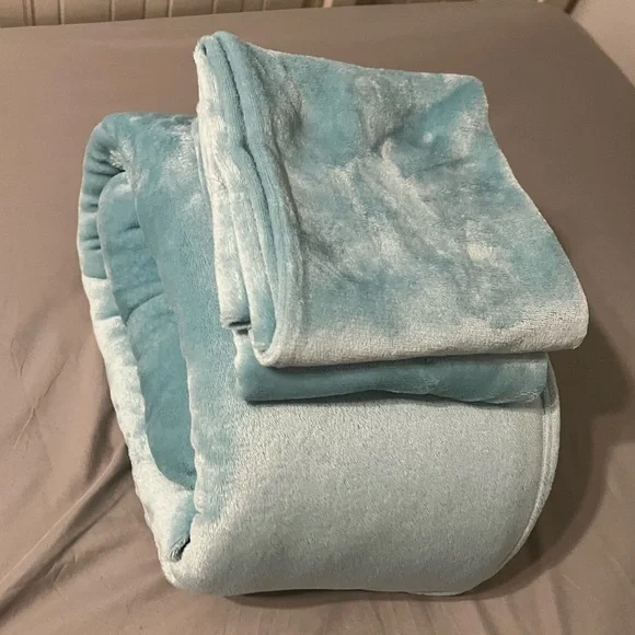 Berkshire VelvetSoft Sheets Set of 4 items, Full Size