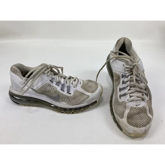 Nike Air Max  Running Shoe Platinum White Women‎ Size 7 555363 100