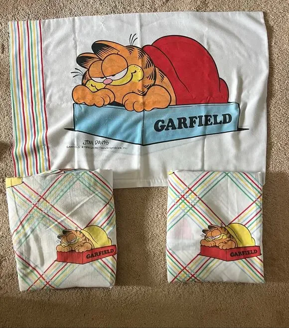 Vintage Garfield Full Sheet set,  flat sheet & fitted, Made USA,Marborough 80/20
