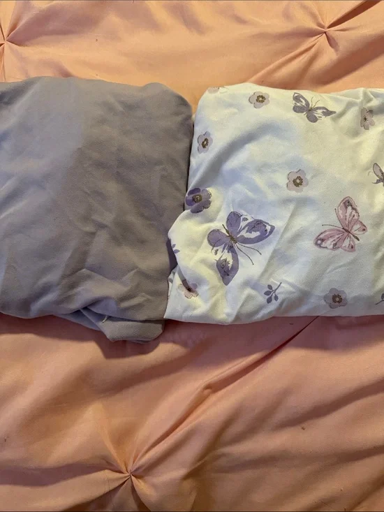 Soft Butterfly Floral Mini Crib Sheet Set in Lavender and White