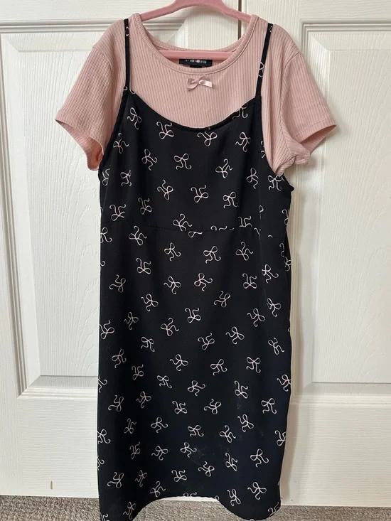 Beautees- Pink Ribbed Tee with Black Bow-Print Slip Dress