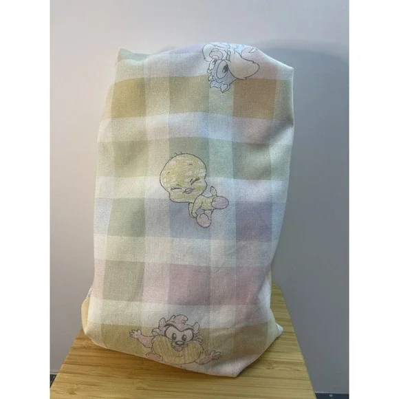VTG 2000 Baby Looney Tunes Bugs‎ Bunny Taz Tweety Bird Pastel Fitted Crib Sheet