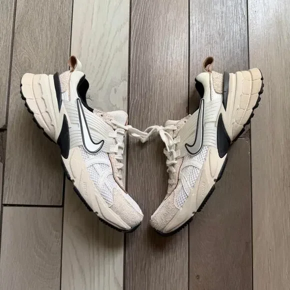 Nike V2K Run Summit White Black Women’s 7.5