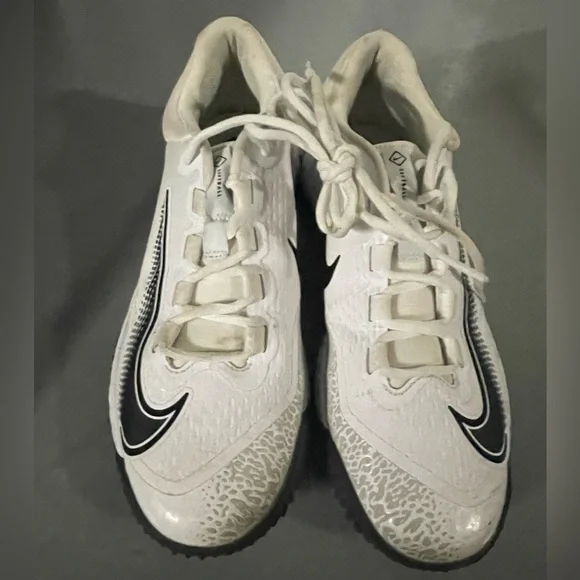 Nike White Alpha Huarache Baseball Turf Cleats Athletic Shoes Sneakers Size 9.5