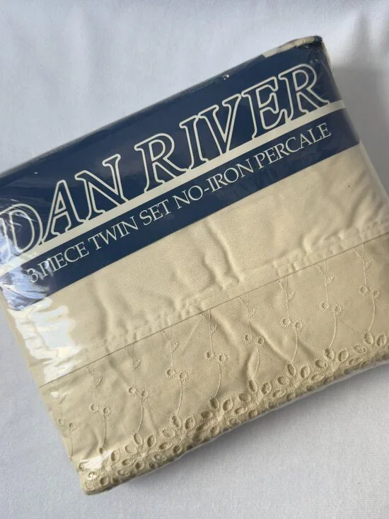 Vintage 1985 Dan River 3 PC Fortrel Twin Sheet Set Deanna Beige Eyelet Lace New