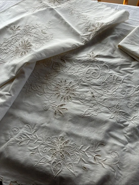 Antique Cream Linen Wedding Set Top sheet / 2 pillow cases