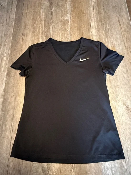 Nike Women's Dri Fit Black V-Neck Short Sleeve Athletic Tee