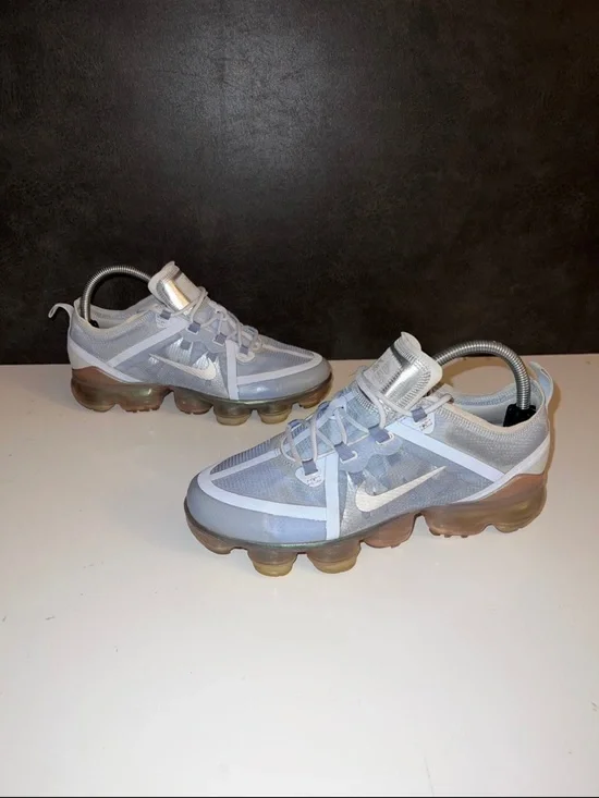 Nike Air VaporMax Indigo Fog Pure Platinum Blue AJ2617-001 Wmns 8.5 / 7Y shoes
