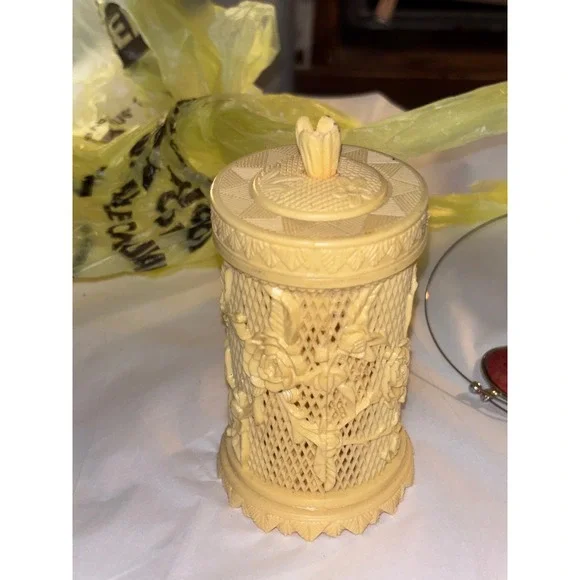 Vintage Cream Floral Rose Lattice Cocktail Pick Set with Reusable Forks Holder